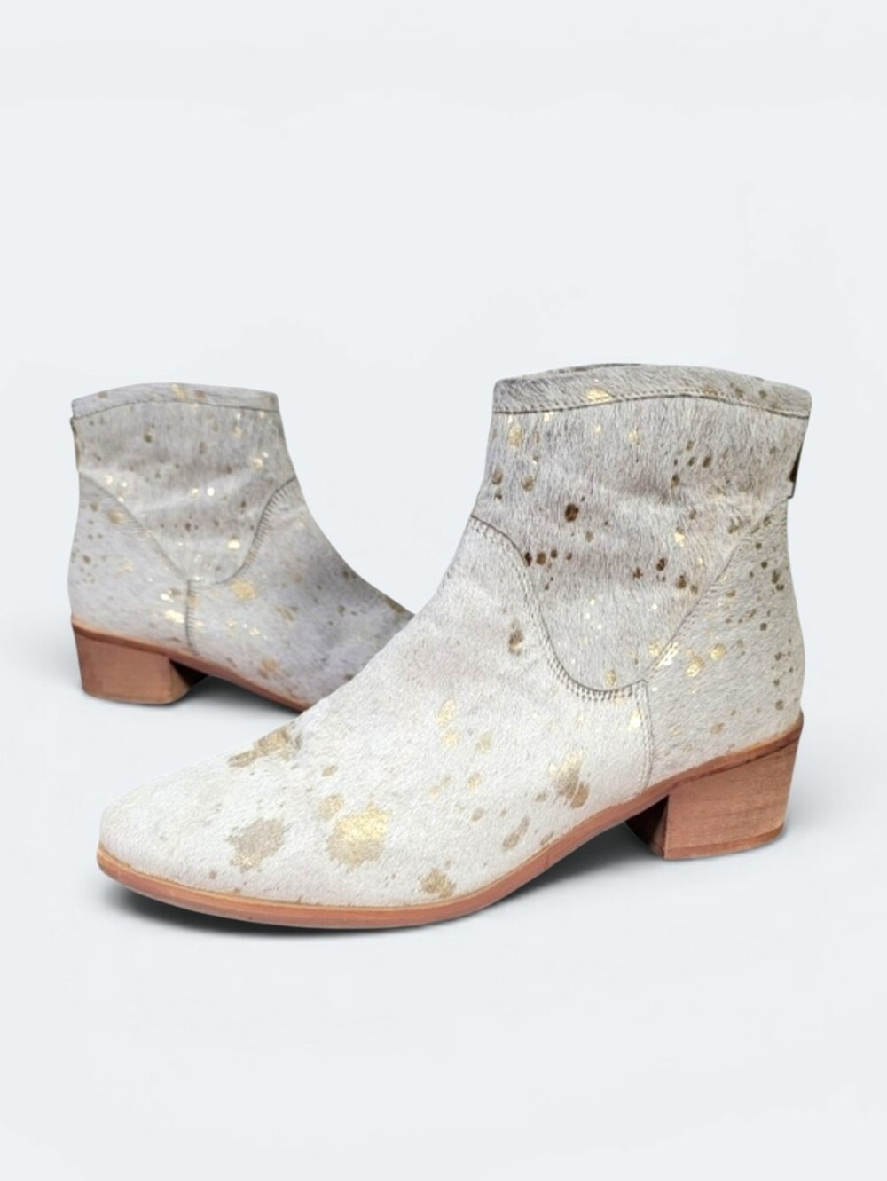 Coconuts By Matisse Gold and White Leather Calf Hair Western Ankle Boots Size 8